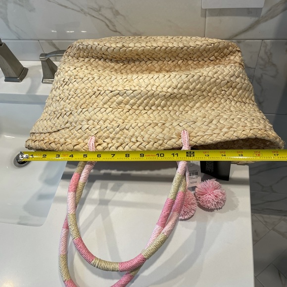 Brand new loft beach bag - Picture 6 of 7